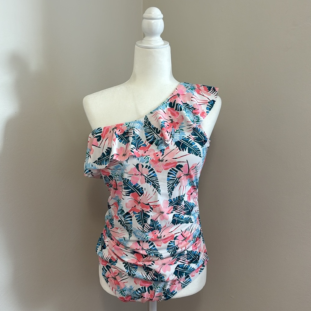 One Shoulder Ruffle Swimsuit - Picture 2 of 7